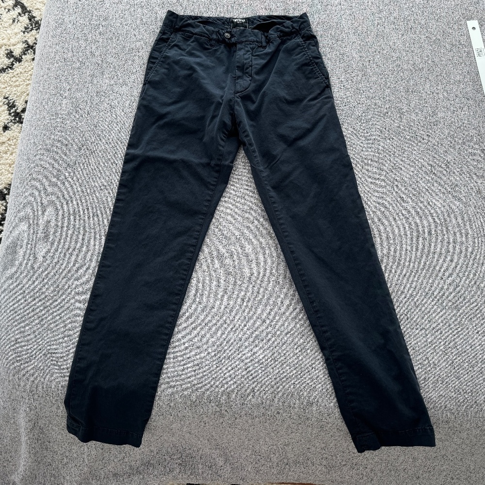 Todd Snyder Nacy Chinos